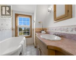 299 CAITHNESS Street E - 20