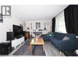 172 ELGIN Crescent - 19