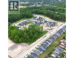 108 CHRISTOPHER Court - 3