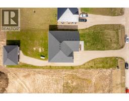 43711 ADELAIDE Street - 37
