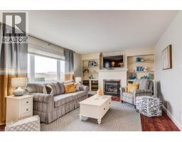 24 APPLEWOOD Street - 10