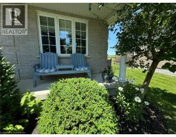 24 APPLEWOOD Street - 34