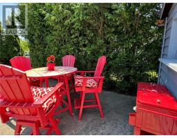 24 APPLEWOOD Street - 42