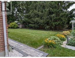 610 STONEBURY Crescent - 44