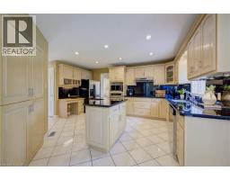610 STONEBURY Crescent - 9