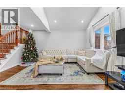 369 THOMAS SLEE Drive - 7