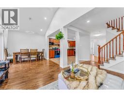 369 THOMAS SLEE Drive - 8