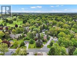 51 WILSON Street E - 12