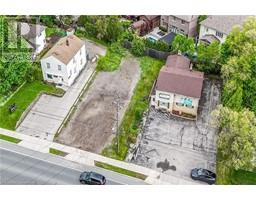 51 WILSON Street E - 20