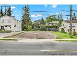 51 WILSON Street E - 22