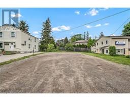 51 WILSON Street E - 24