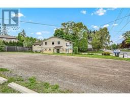 51 WILSON Street E - 26