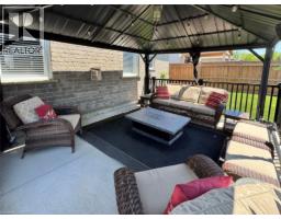 255 ROGERS Road - 37