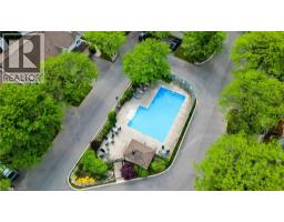 524 BEECHWOOD Drive UnitNo. 3 - 32