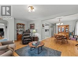 4 CARMAN Street - 12