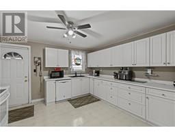 4 CARMAN Street - 17