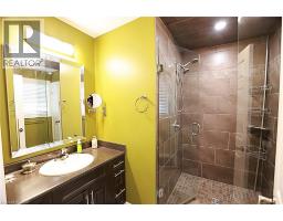 48 ERIEVIEW LANE - 19