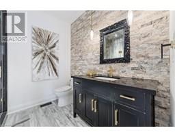 515 HAMILTON Drive - 12