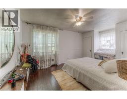 250 BRIDGEPORT Road E - 14