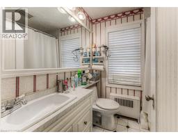 250 BRIDGEPORT Road E - 16