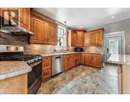 454 WALLACE Avenue N - 23