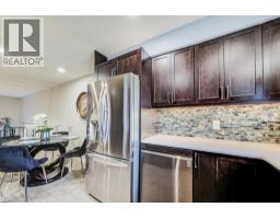 589 BEECHWOOD Drive UnitNo. 29 - 21
