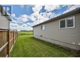 45 HELEN Drive E - 27