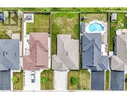 45 HELEN Drive E - 42
