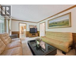 576 ROYAL BEECH Drive - 18