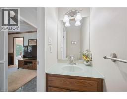 576 ROYAL BEECH Drive - 19