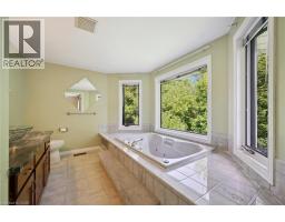 576 ROYAL BEECH Drive - 25