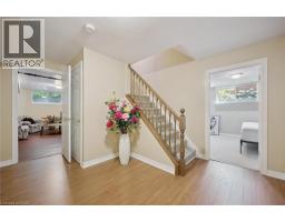 576 ROYAL BEECH Drive - 32
