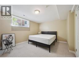 576 ROYAL BEECH Drive - 33