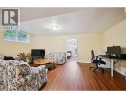 576 ROYAL BEECH Drive - 35