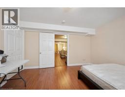 576 ROYAL BEECH Drive - 41
