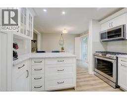 96 MANOR Drive - 15