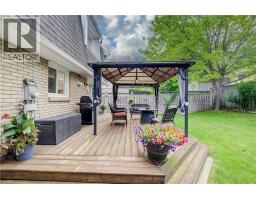 96 MANOR Drive - 44