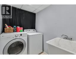 620 NORTH Street - 25