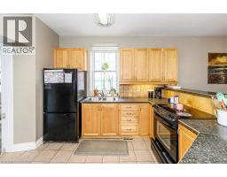 22 MAPLE RIDGE Road - 4