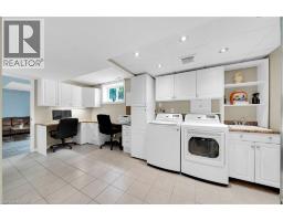 47 WINNETT Street N - 27