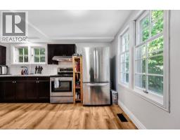 146 WESTMINSTER Drive S - 22