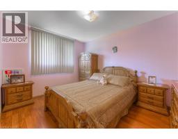 1227 VALENTINE Drive - 19