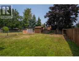 23 ROBERTS Crescent - 10
