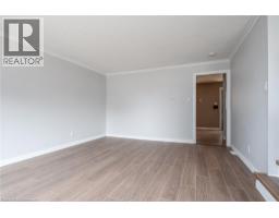23 ROBERTS Crescent - 24