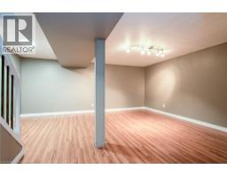23 ROBERTS Crescent - 46