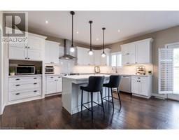 6 BLUENOSE Drive - 10
