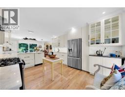 14 SIMCOE Boulevard - 18