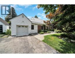 14 SIMCOE Boulevard - 49