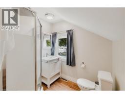 275 CLAYTON Street E - 16