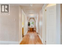 275 CLAYTON Street E - 17